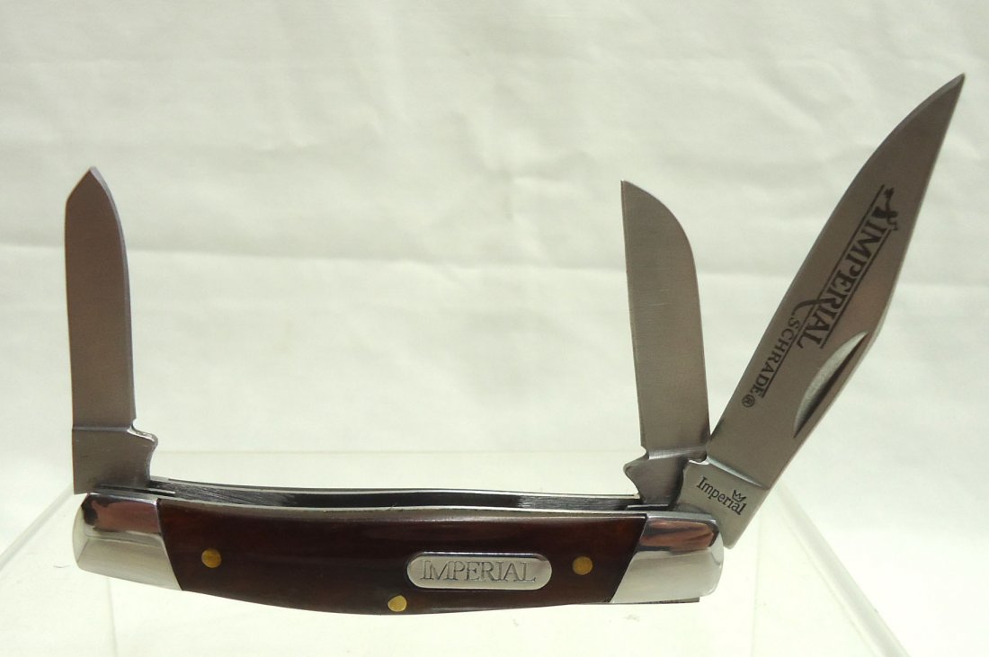 3 3/8" Schrade Imperial Pocket Knife (1 of 2)