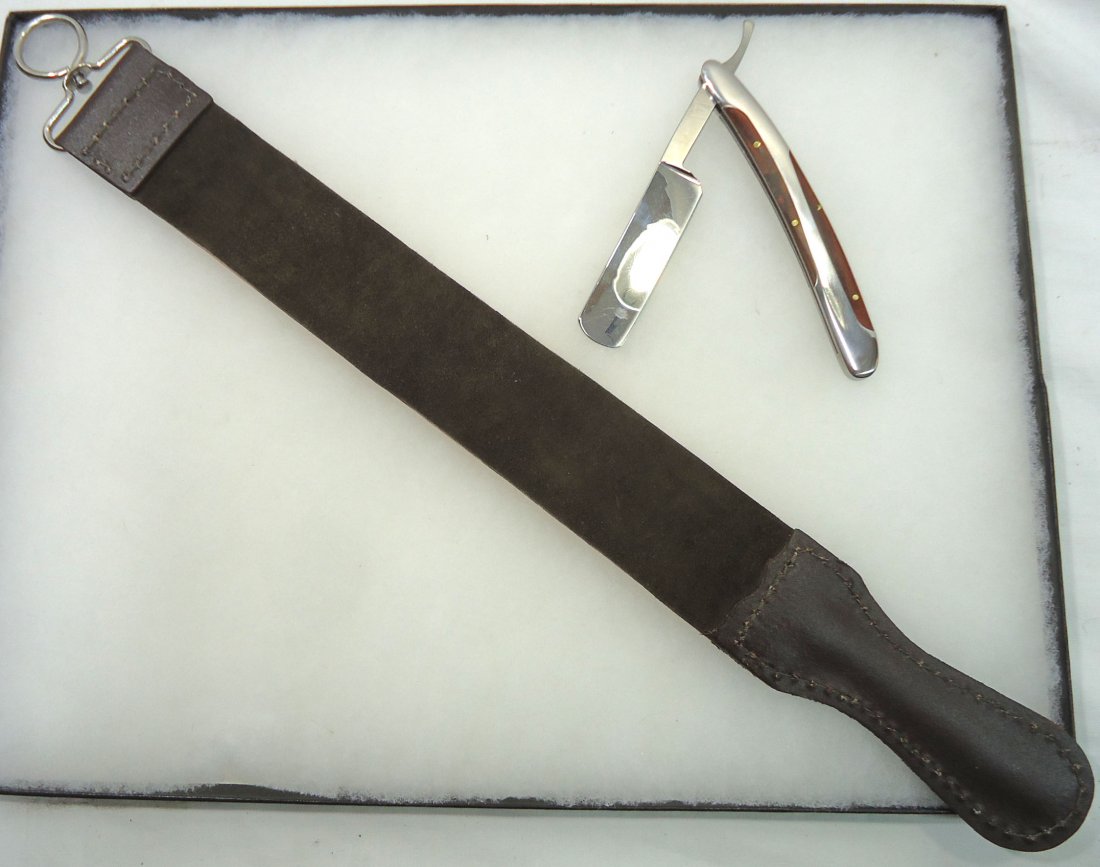 Straight Razor & Strap (1 of 5)