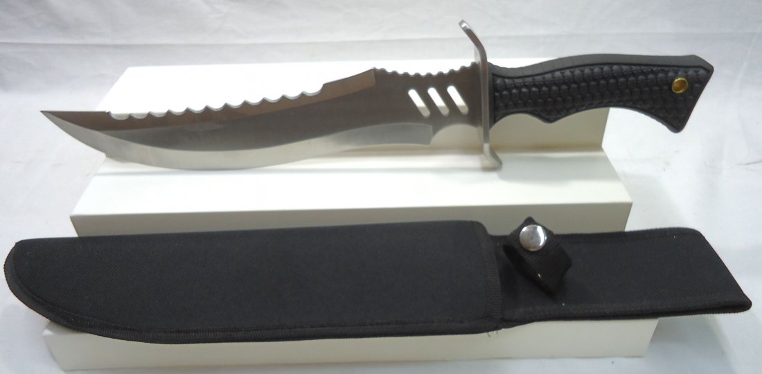 16 1/2" Bowie Knife (1 of 3)