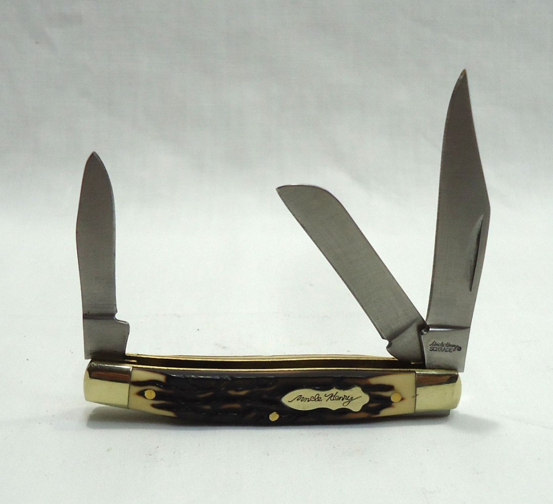 Schrade Uncle Henry Pocket Knife: 3 1/4"