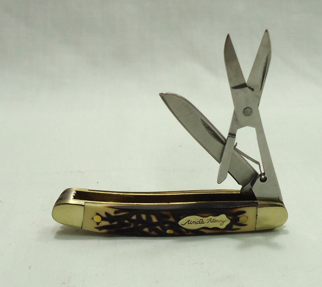 Schrade Uncle Henry Pocket Knife: 2 3/4"