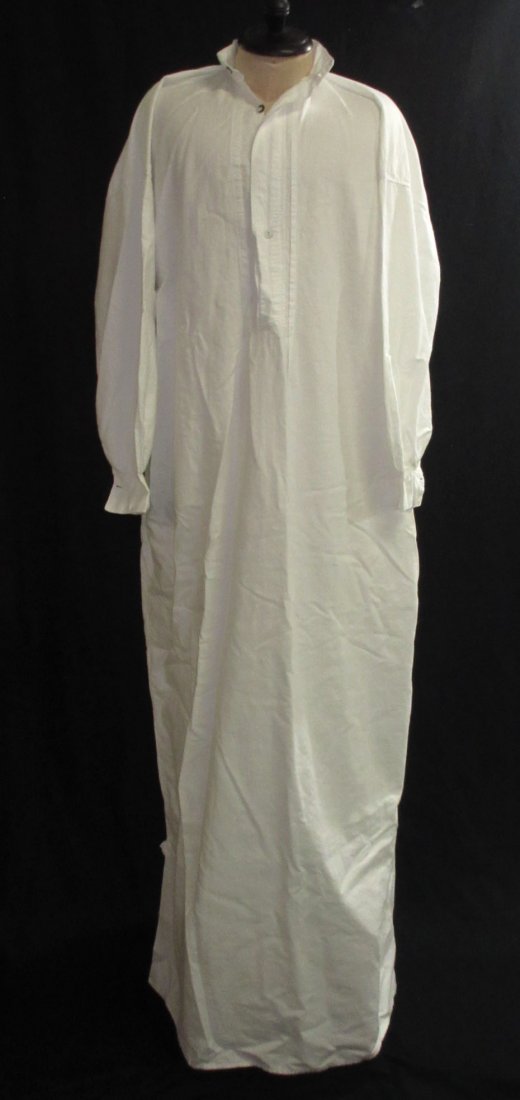 Edwardian Cotton Men's Sleep Dress/Shirt: Great Early White Cotton Sleep dress with 28" Shoulder, 36" Sleeve, 62" Chest & 69" Long