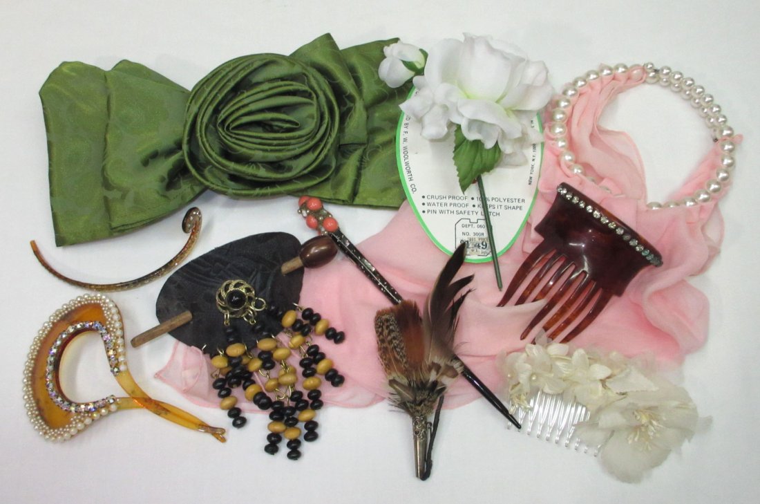 Vtg Hair & Dress Ornaments 8pc: Inc. Faux Tortoise Shell & Rhinestone Hair Combs, 70's Leather/Beaded Hair Pc, Faux Coral/MOP Hair Pin, 50's Green Dress Bow & More