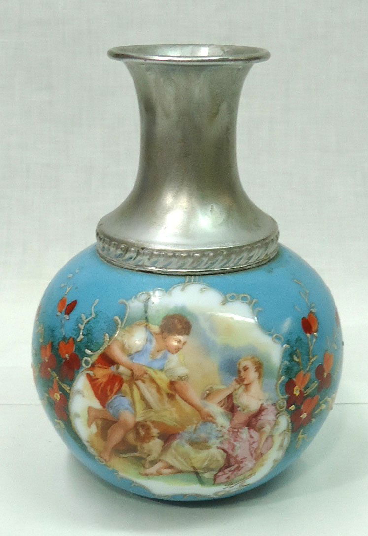 H.P. Portrait Vase (1 of 4)