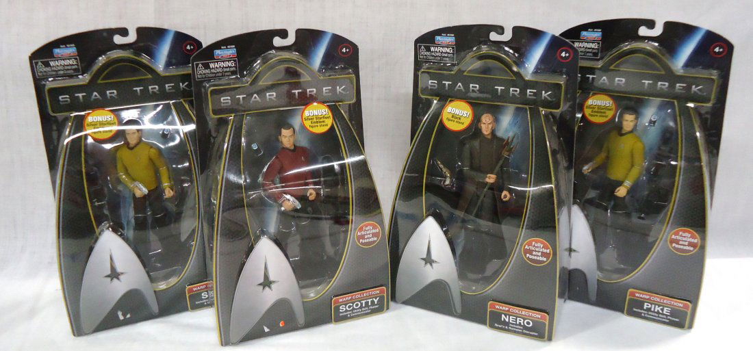 4 Star Trek Action Figures N.I.B. (1 of 5)