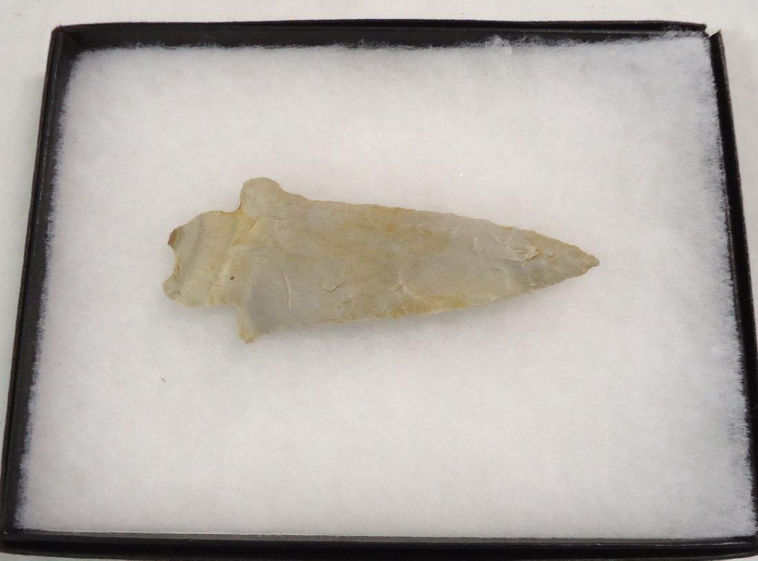 5" Flint Arrowhead (1 of 2)