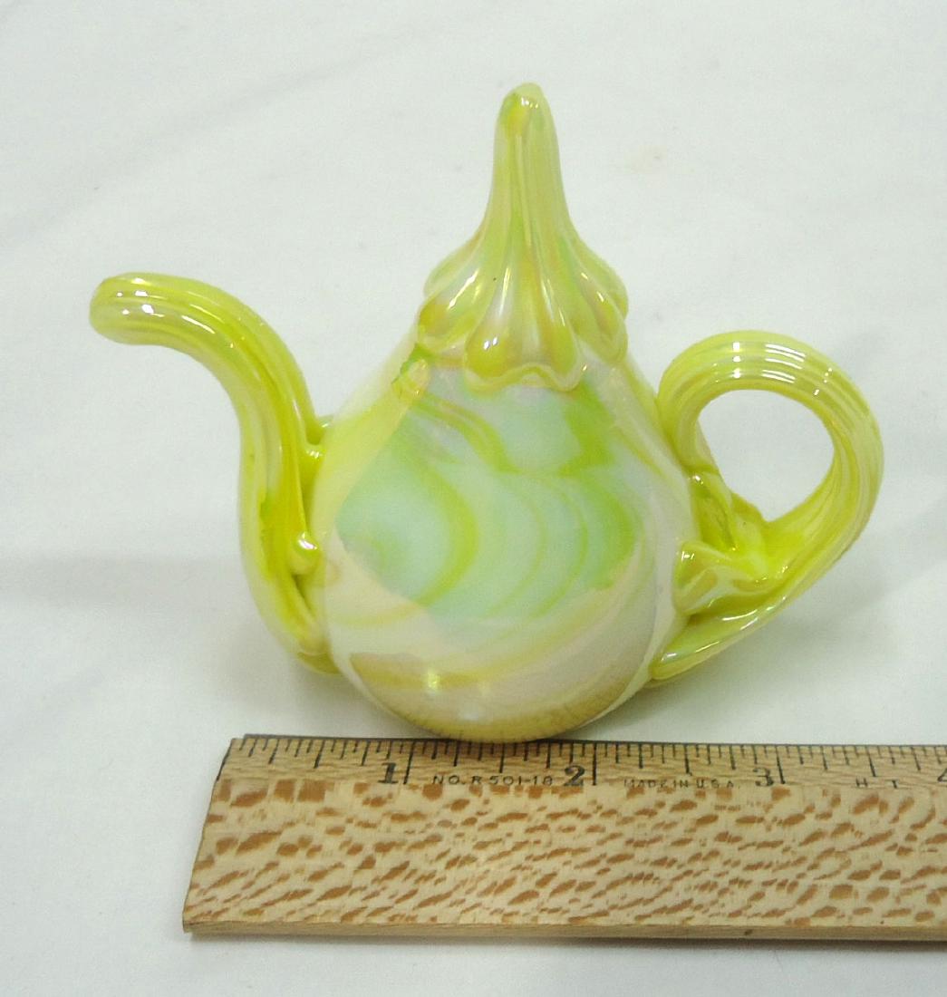 Gibson Teapot Paperweight (1 of 4)