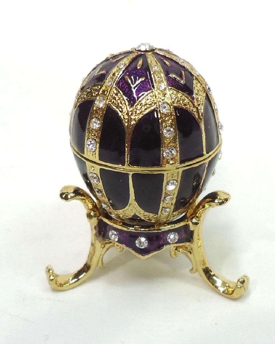 Enameled Egg Ring Box (1 of 3)