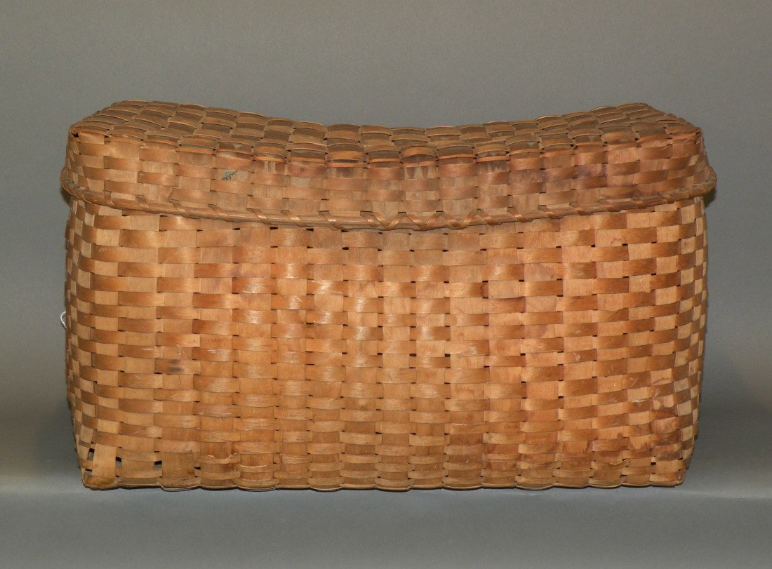 Large lidded basket