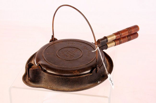 Wagner Ware Waffle Iron Sidney