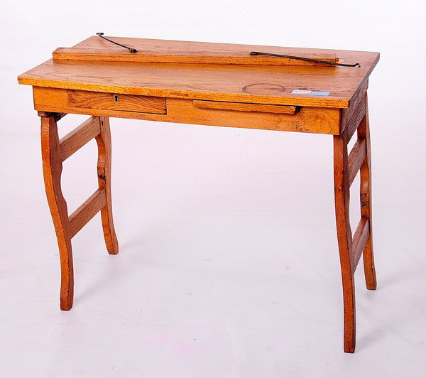 1916 Oak Folding Table