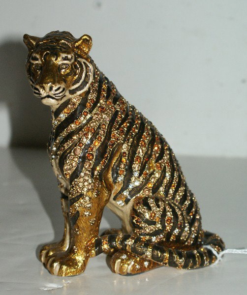 Jay Strongwater, 2004 jeweled and lacquered Bengal : Jay Strongwater, 2004 jeweled and lacquered Bengal Tiger. H: 5 1/2"