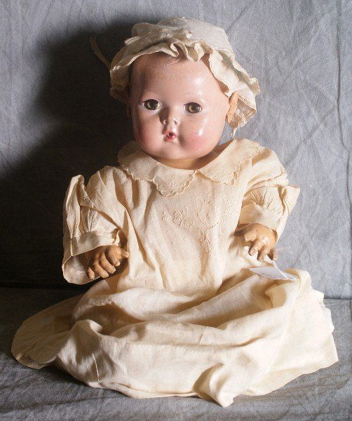 Effanbee 15" Dy-Dee Baby Doll.: Effanbee 15" Dy-Dee Baby, hard plastic head with rubber ears and body, head paint good, rubber body good, all original clothes including bonnet,and socks Marked "EFF-AN-BEE, DY-DEE Baby" (rest unreada