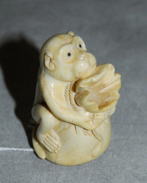 Chinese marine ivory carved monkey caligraphy brush: Chinese marine ivory carved monkey caligraphy brush holder. H:2. 25"