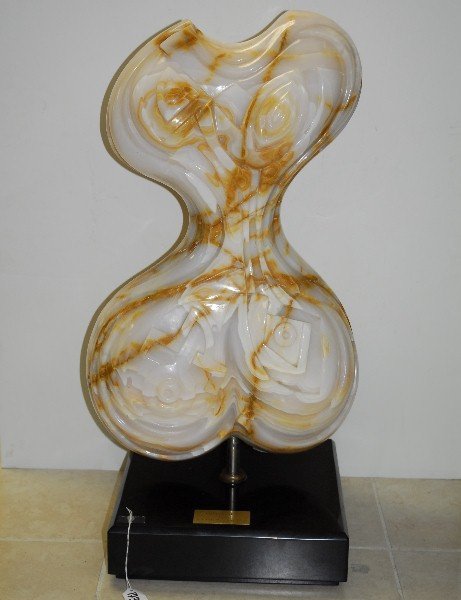 Signed Anthony Quinn (1915-2001) onyx sculpture titled: Signed Anthony Quinn (1915-2001) onyx sculpture titled "Odalisque" on a black marble base. Quinn is an American artist best known for his sculptures of the human form he was also a star of films,Thear
