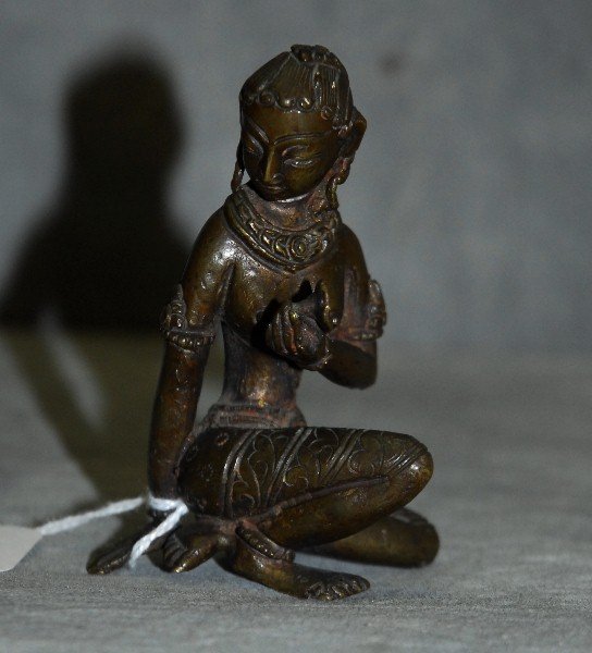 Antique bronze Nepal figure of shiva.: Antique bronze Nepal figure of shiva. H:3.75"