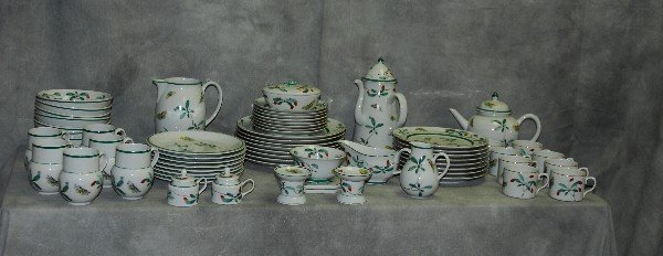 Sixty seven-pieces of Vista Alegre, Portugal,: Sixty seven-pieces of Vista Alegre, Portugal, porcelain, in the 18th-century Chinese famille verte style, all produced for the Metropolitan Museum of Art by Mottahedeh, New York, each piece fully back