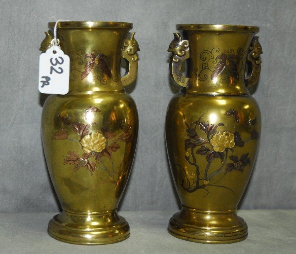 Pair Japanese Edo Period (1615-1868) brass vases inlaid: Pair Japanese Edo Period (1615-1868) brass vases inlaid with gold, silver and copper. H:8.5"