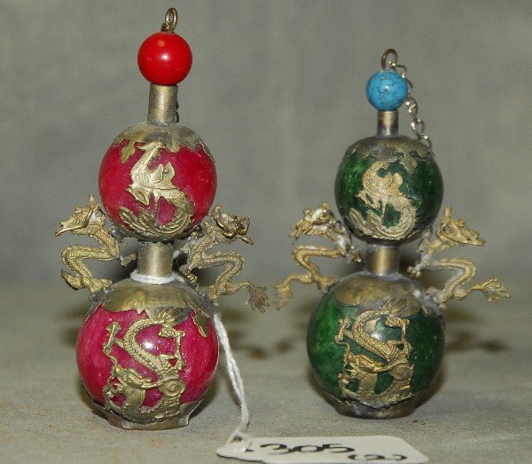 2 Chinese silver and hardstone double gourd shape snuff (1 of 1)
