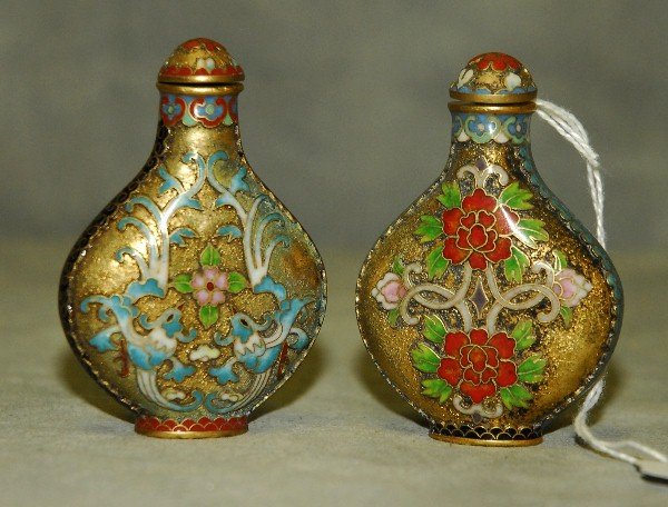 Two Chinese enamel snuff bottles with chop marks on (1 of 3)
