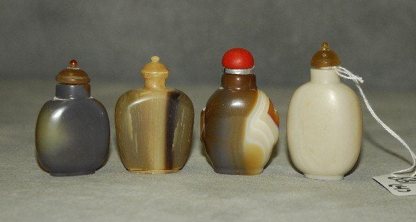 4 Chinese agate snuff bottles. H:2.75" (1 of 1)