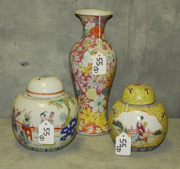 2 Chinese republic period porcelain covered ginger jars (1 of 2)