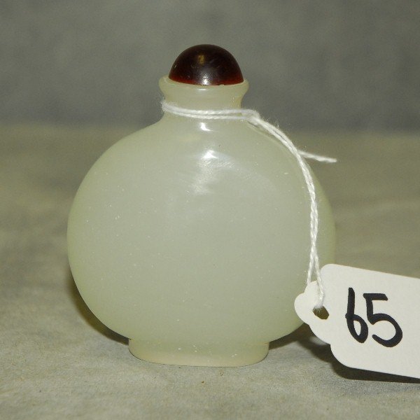 Chinese white hardstone snuff bottle. H:3" (1 of 1)