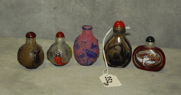 5 Chinese Beijing glass snuff bottles. H:3" (1 of 2)