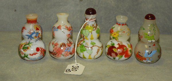 5 Chinese peking glass double gourd snuff bottles, 4 (1 of 3)