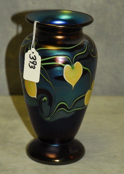 Orient & Flume iridescent art glass vase. H:8": Orient & Flume iridescent art glass vase. H:8"