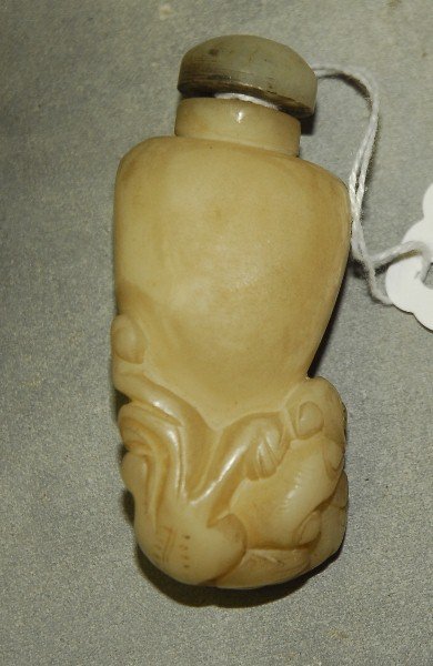 Chinese hardstone snuff bottle. H:3" (1 of 1)