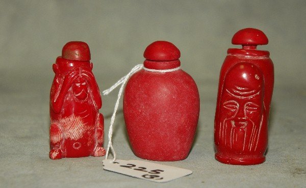 3 Chinese coral snuff bottles. H:2.25" (1 of 2)