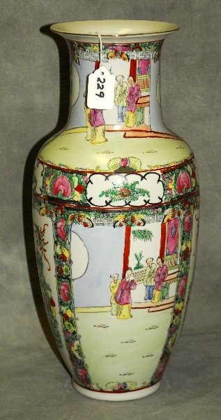Chinese porcelain vase with red seal mark on bottom.: Chinese porcelain vase with red seal mark on bottom. H:16.5"