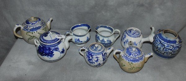 8 pieces antique Chinese porcelain, 6 teapots and cream (1 of 1)