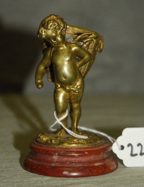 19th c Bronze figural putti and basket on a marble: 19th c Bronze figural putti and basket on a marble base 4 5"