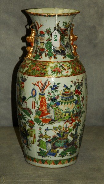 Large 19th C Chinese porcelain vase depicting 100 vases: Large 19th C Chinese porcelain vase depicting the 100 vases, signed on vase . H:17.5"