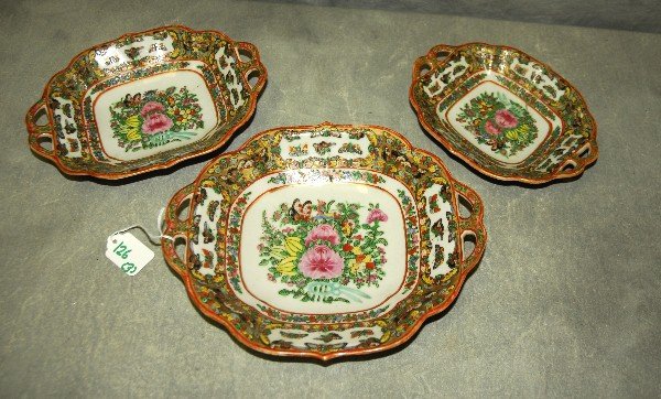 3 antique Chinese rose canton butterfly porcelain tray: 3 antique Chinese rose canton butterfly porcelain graduated trays with pierced handles. Largest L:10" W:8.5" smallest L:7.5" W:6"