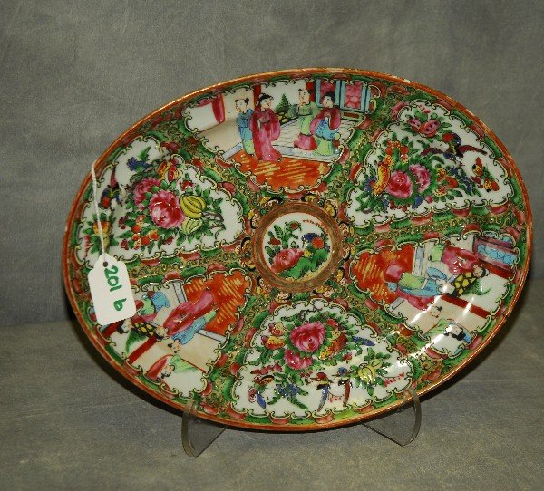 Antique Chinese rose medallion porcelain platter.: Antique Chinese rose medallion porcelain platter. L:11.75" W:9"