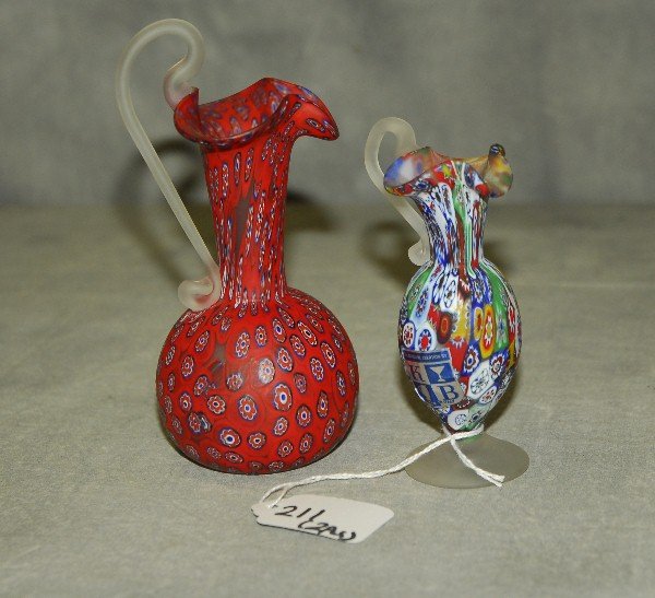 211. Two Italian art glass vases. Tallest: 5.75" (1 of 1)