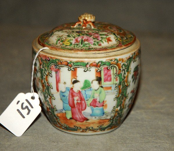 Antique Chinese rose medallion covered bowl. H: 4" D:: Antique Chinese rose medallion covered bowl. H: 4" D: 4"
