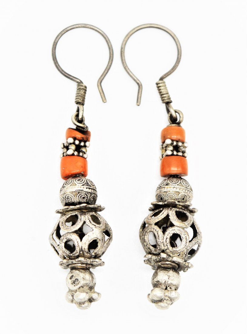 VINTAGE PAIR OF CLASSIC TURKMEN BUKHARA SILVER EARRING (1 of 2)