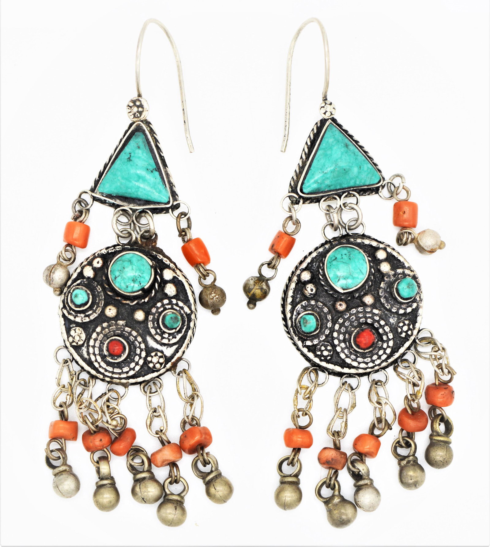VINTAGE PAIR OF BUKHARA TURKMEN SILVER TURQUOISE: A VINTAGE PAIR OF BUKHARA TURKMEN SILVER EARRINGS, PROBABLY BUKHARA CENTRAL ASIA. Of Very UZBEK orTURKMEN Style, With Turquoise & Coral Set.