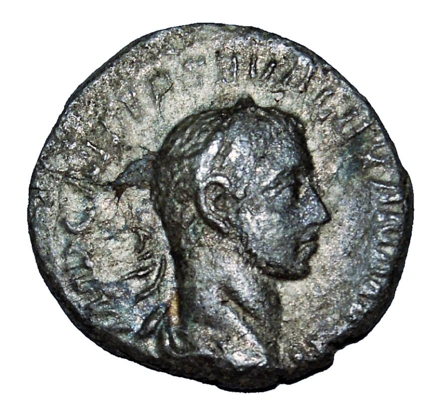 ANCIENT ROMAN EMPIRE ELAGABALUS. 218-222 AD AR Denarius (1 of 2)