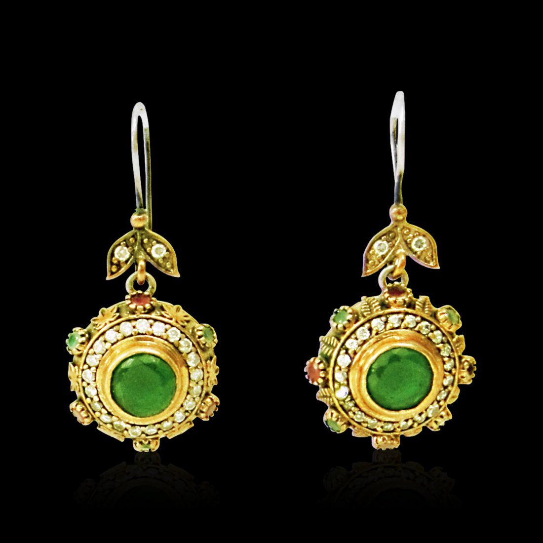 A Pair of Button Style Indian Gemset silver Earrring (1 of 1)