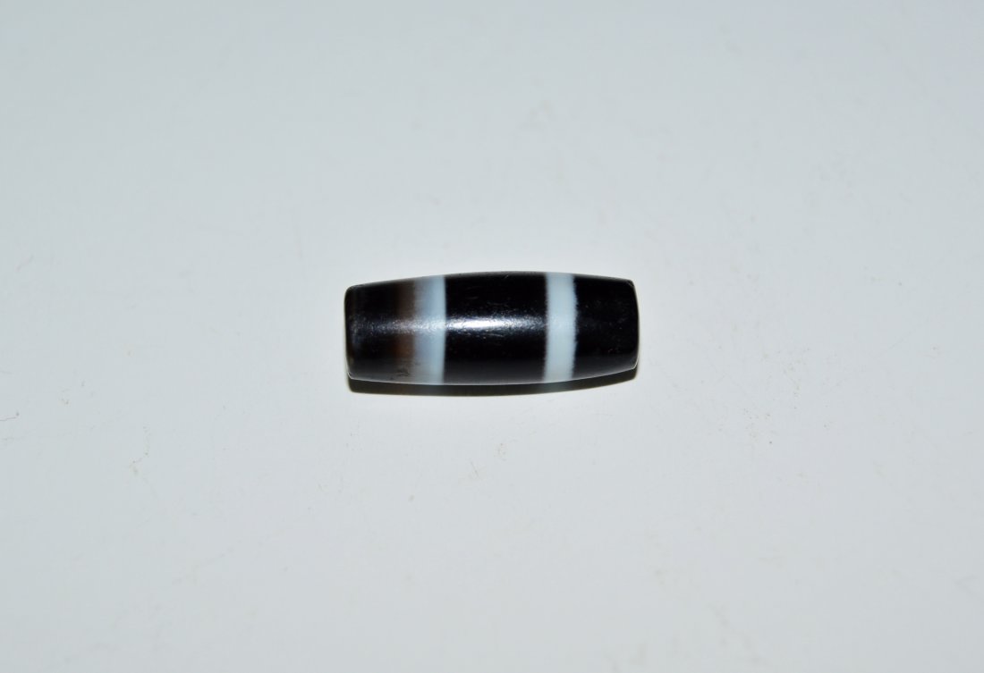 A High Quality Ancient Sulaimani Chung Dzi Bead (1 of 1)