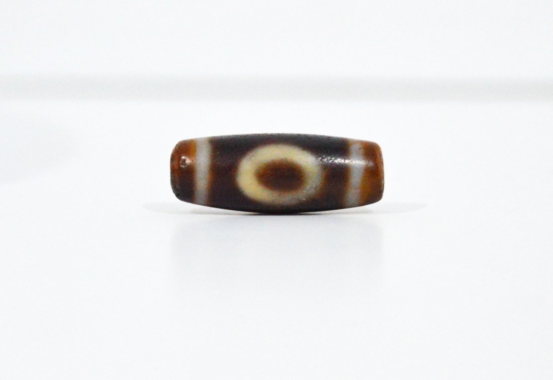 Ancient store dzi beads