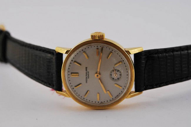 Patek Philippe 18K gold round Calatrava watch with: Patek Philippe 18K gold round Calatrava watch with lizard band opt 1 see 197
