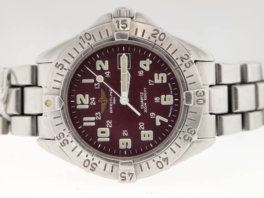 Breitling Mens SS Divers Watch. Burgundy Dial.: Breitling Mens SS Divers Watch. Burgundy Dial. Breitling, Mens, Stainless Steel, Divers Watch, Burgundy Dial, Date, Deployment Buckle, Swiss Made, Beautiful Condition, Pre-Owned.