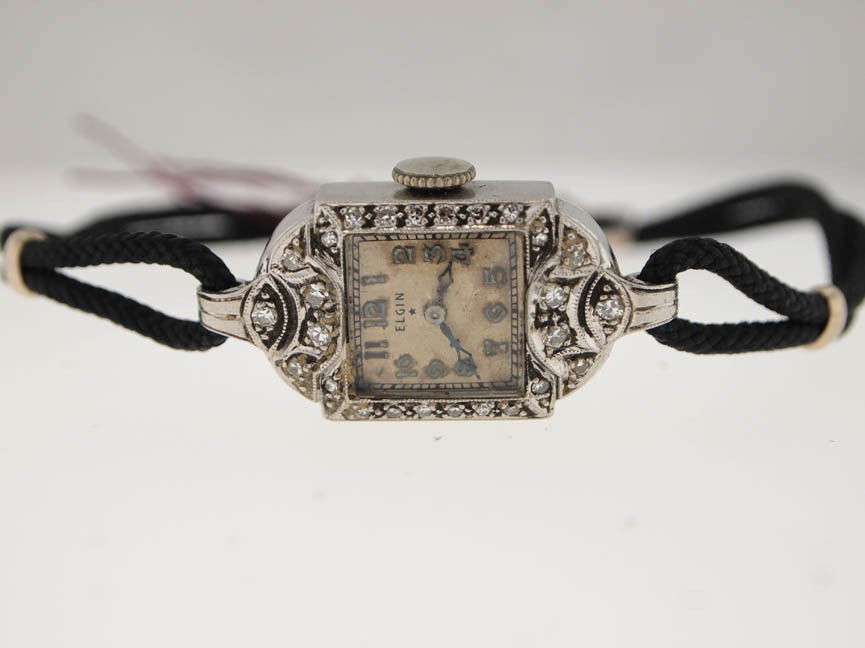 Elgin Ladies Platinum Diamond Antique Watch.: Elgin Ladies Platinum Diamond Antique Watch. Elgin, Ladies, Platinum, Diamonds, Swiss Movement, Antique, Art Deco, Currenlty Running.
