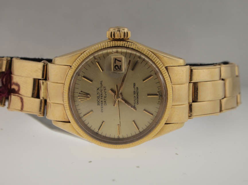 Rolex Ladies 18k Vintage Datejust. Oyster Bracelet.: Rolex Ladies 18k Vintage Datejust. Oyster Bracelet. Rolex, Ladies, 18k Gold, Vintage, Oyster Perpetual, Datejust, Automatic Movement, Deployment Buckle, Oyster Bracelet, Swiss Made.